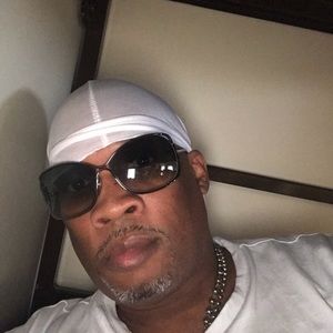 Meet your Posher, Damien